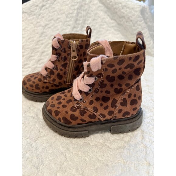 Toddler Leopard Print Boots With Pink Laces Cat & Jack Size 5C Faux Suede - Picture 4 of 10